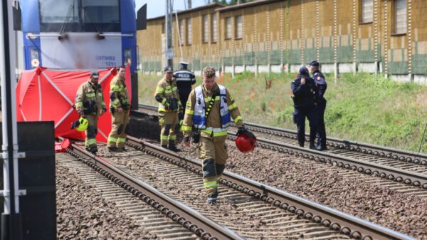 Tragedia w piątkowe popołudnie – śmiertelny wypadek kolejowy pod Opolem