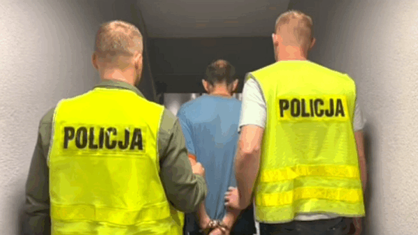 36-latek groził pracownikowi ochrony piłą do drewna. Został zatrzymany przez policję