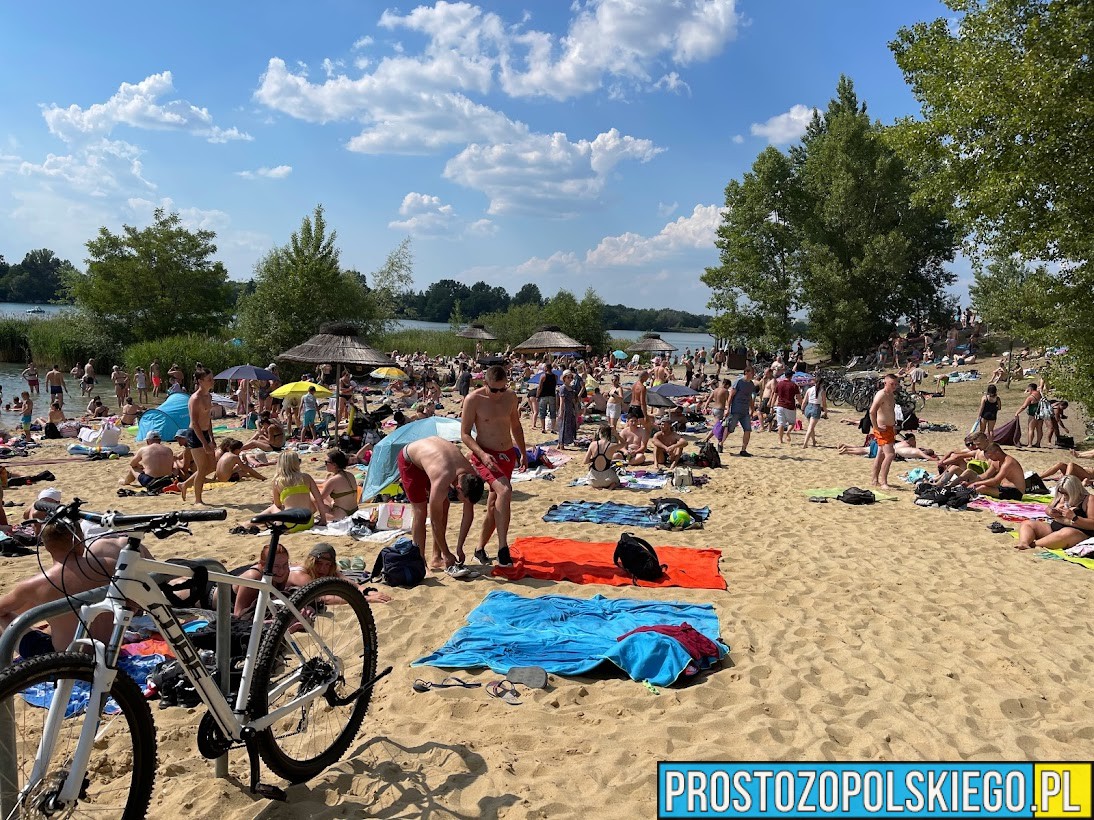 Dzień Bikini – nie tylko moda, ale i przypomnienie o bezpieczeństwie. Policja apeluje: lato to nie tylko czas relaksu, ale i rozsądku