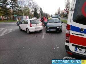 kolizja opole, opole ulicz luboszycka, wypadek, w Opolu, zderzenie 2 samochodów, zderzenie 2 aut, na skręcie , na ul luboszyckiej, 