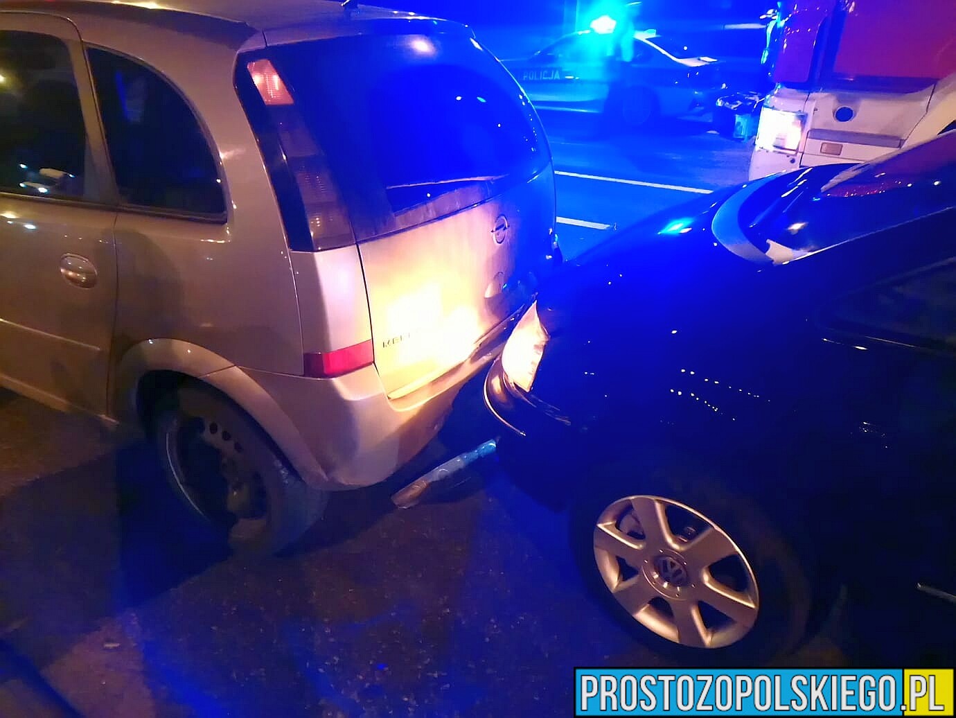 Spowodował wypadek i uciekał palący się autem na obwodnicy Opola.(Wideo)