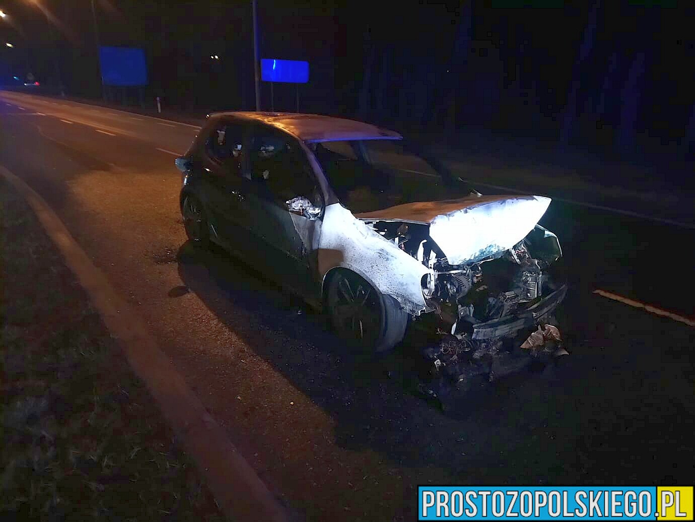 Spowodował wypadek i uciekał palący się autem na obwodnicy Opola.(Wideo)