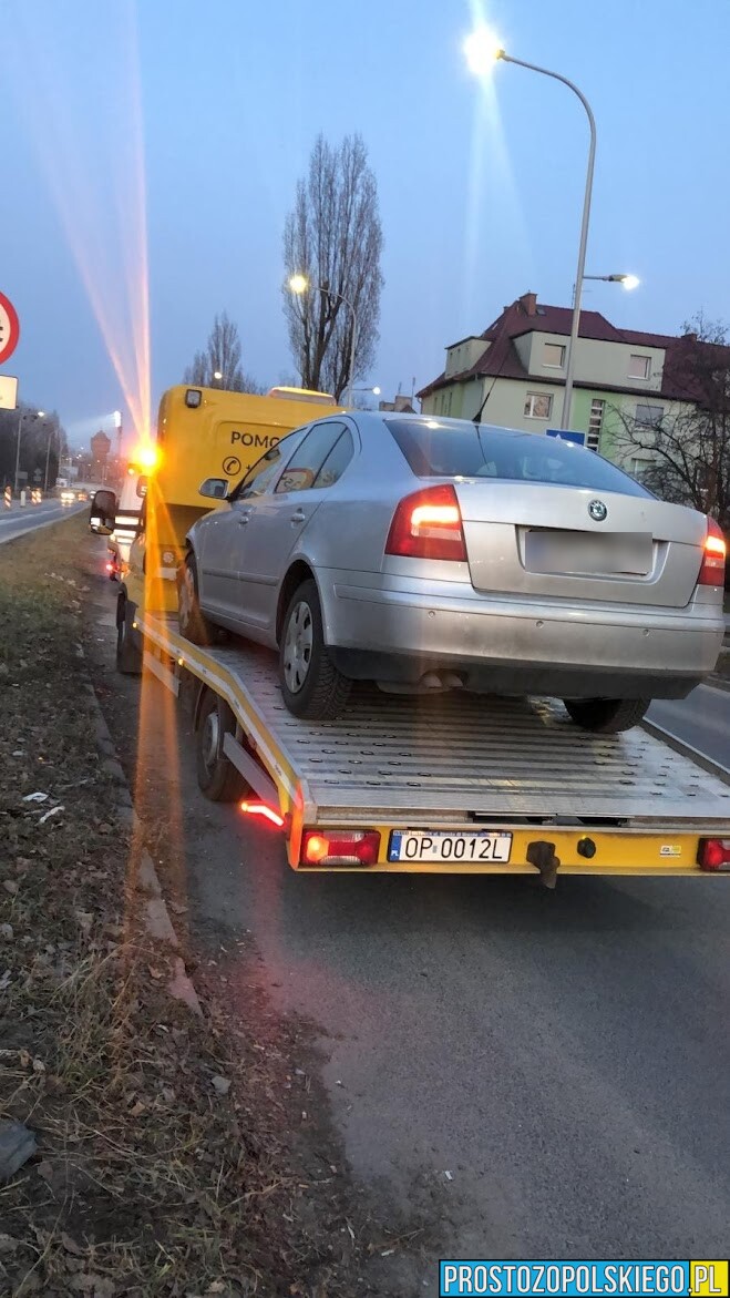 Wypadek na skrzyżowaniu ulic Luboszycka i Nysy Łużyckiej w Opolu.(Wideo)