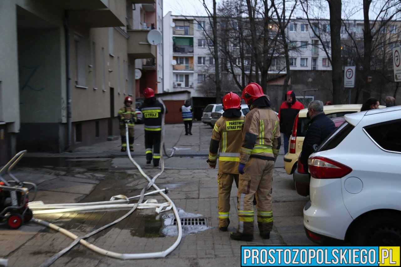 Pożar mieszkania w centrum Opola. Nie żyją dwie osoby.(Zdjęcia&Wideo)