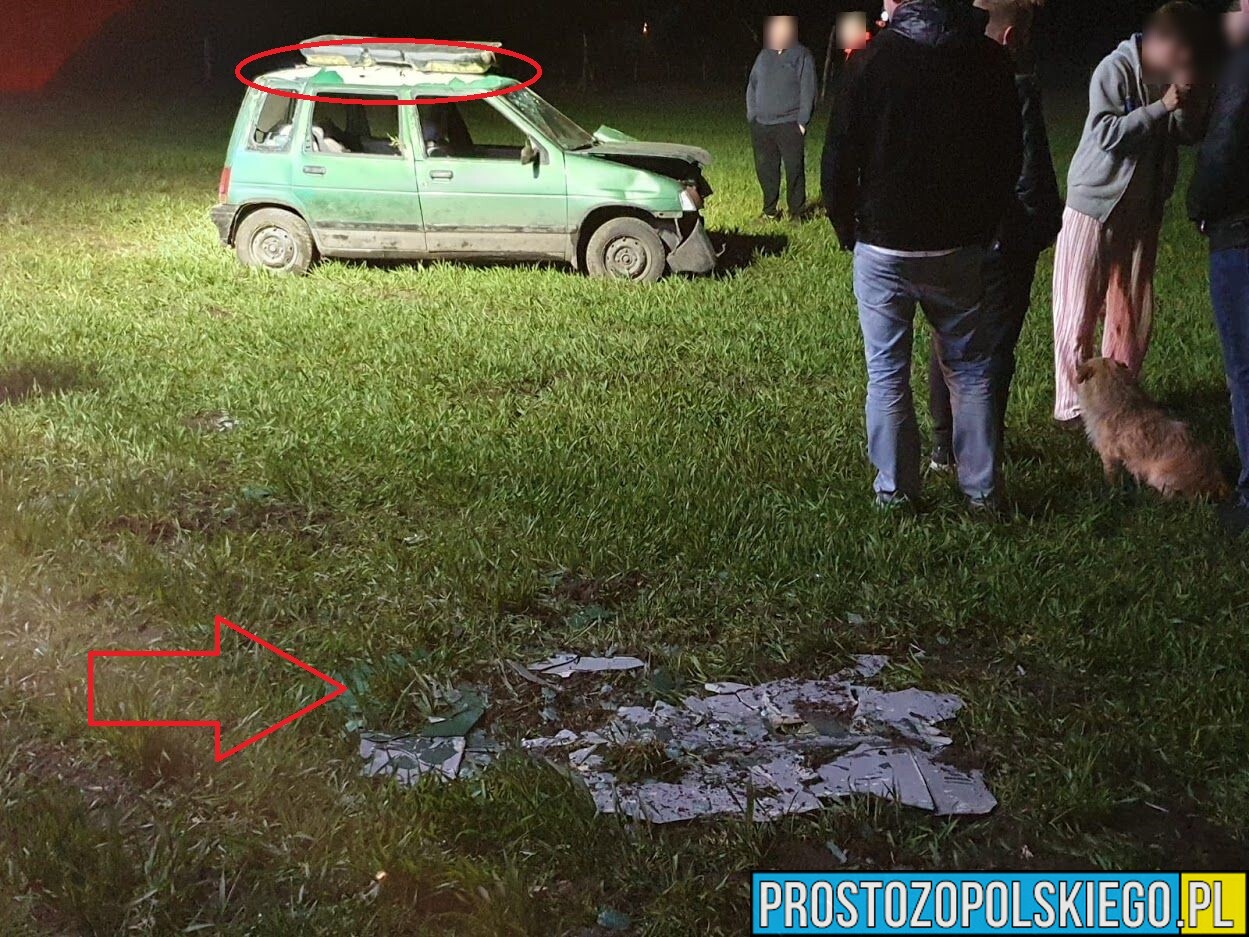 Dachowanie tico w Laskowicach. Dwie osoby trafiły do szpitala. Po wypadku z całego dachu samochodu odpadła szpachla. (Zdjęcia)