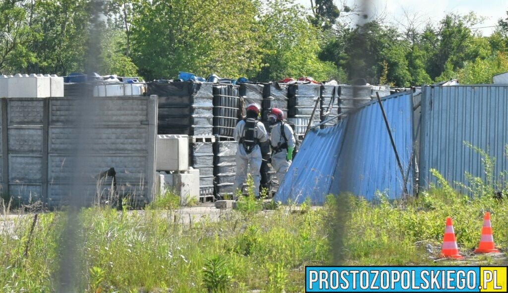 Nielegalne składowisko odpadów w Skarbimierzu-Osiedle.(Zdjęcia)