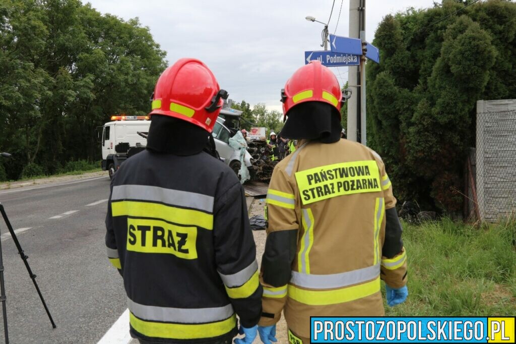 Wypadek motocyklisty w Lewinie Brzeski.28-latek w stanie ciężkim został zabrany do szpitala.