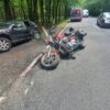 Zderzenie motocyklisty z autem na dk45 pomiędzy Jełową, a Bierdzanami. (Zdjęcia&Wideo)