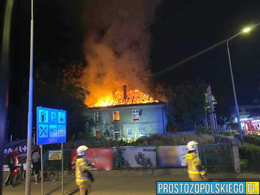 Pożar budynku w Krapkowicach.(Zdjęcia)