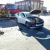 Zderzenie dwóch aut na skrzyżowaniu Niemodlińska-Dambonia w Opolu.(Zdjęcia)