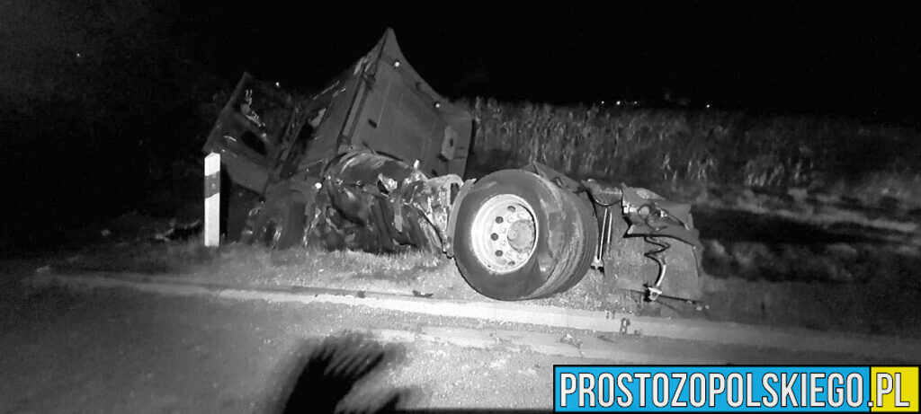 Poważny wypadek na obwodnicy Grodkowa. Jedna osoba nie żyje.(Zdjęcia)