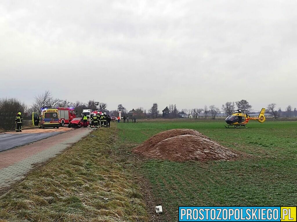 Zderzenie dwóch samochodów na DK457 między Dobrzeniem Wielkim - Chróścicami. Na miejscu lądował LPR.(Zdjęcia&Wideo)