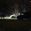 Policjanci znaleźli zwłoki mężczyzny przy samochodzie .(Zdjęcia)