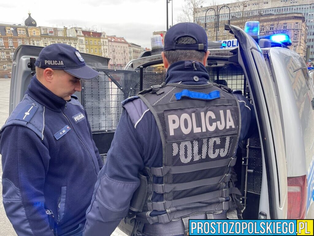 Policjanci ruchu drogowego kluczborskiej policji w pościgu zatrzymali 22-latka, który nie zatrzymał się do kontroli drogowej.