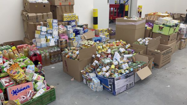 Pomoc bez granic - Wielkanocna Zbiórka Żywności w sklepach.