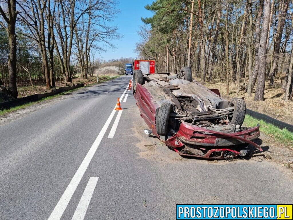 Dachowanie bmw na DW 423 pomiędzy Kłodnica a Januszkowicam.(Zdjęcia)