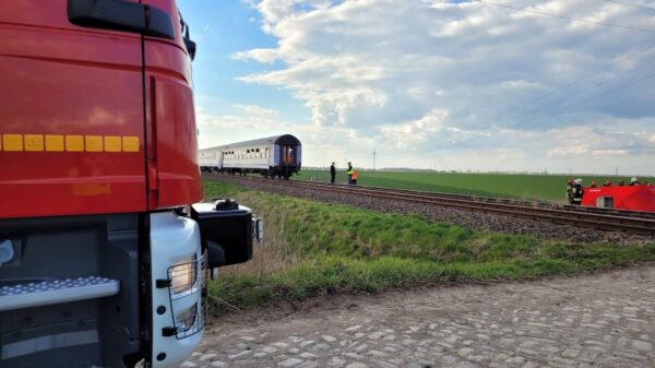 Pod Głogówkiem 11-latek quadem wjechał pod pociąg. Na miejscu lądował LPR.