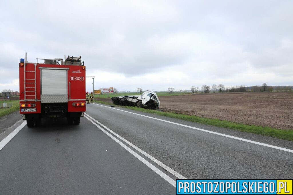 Wypadek na obwodnicy Opola. Zderzyły się tam dwie ciężarówka bus i osobówka. Na miejscu lądował LPR.(Zdjęcia&Wideo)