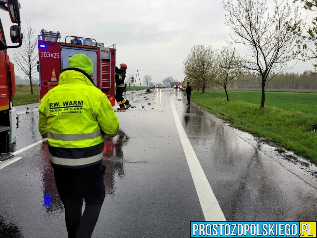 Wypadek śmiertelny na DK46 w miejscowości Grabin. Zderzenie sportowego mercedesa z ciężarówką.(Zdjecia&Wideo)