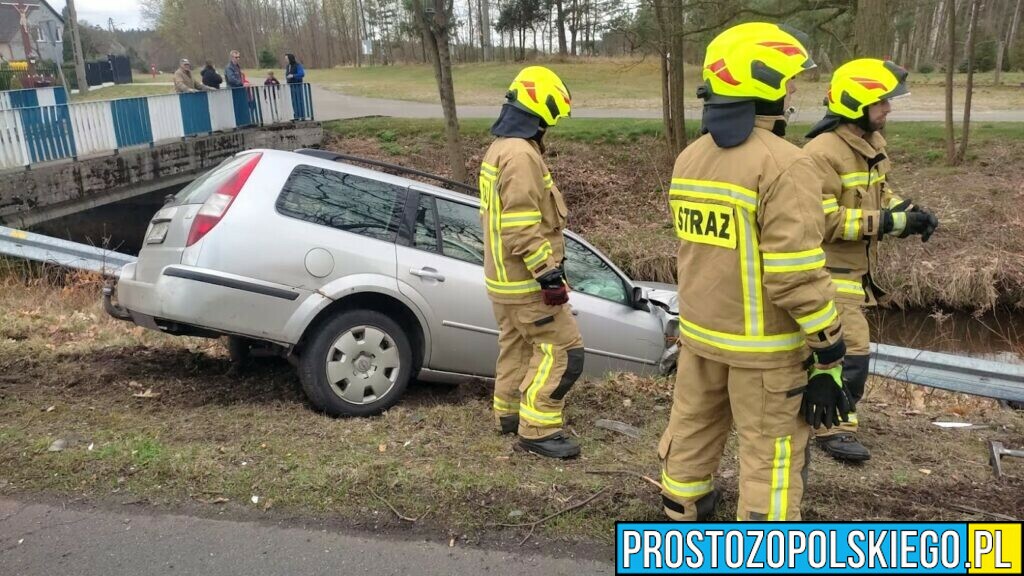 pijany kierowca, dwóch pijanych, zderzenie pijanych kierowców, wypadek murów, wypadek w Murowie, zderzenie w murowie, auto w rzece murów, dwaj pijani wypadek, wypadek pod wpływem alkoholu, kierowca po spożyciu, murów, w murowie, wypadek, stracą prawojazdy,