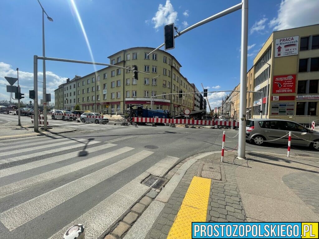 Zmienia się organizacja ruchu rejonie budowanego centrum przesiadkowego Opole Główne.(Zdjęcia)