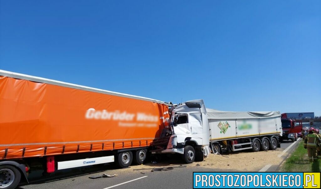 Wypadek dwóch ciężarówek na autostradzie A4.Nam miejscu lądował LPR.(Zdjęcia)