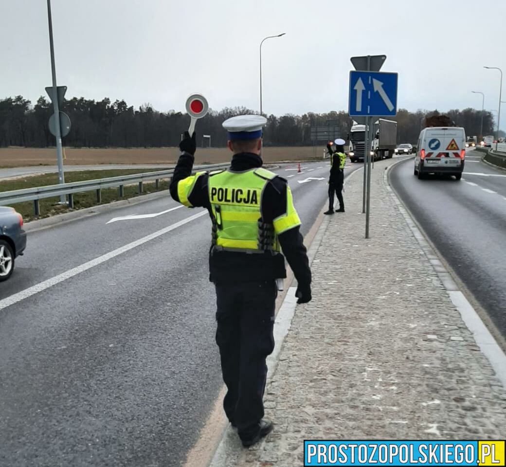 Mając 2,5 promila kierował 25-tonową ciężarówką. Teraz grozi mu kara do 2 lata więzienia.