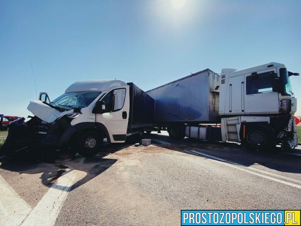 Zderzenie busa z ciężarówką na DK94 i 39 w powiecie Brzeskim.(Zdjęcia)