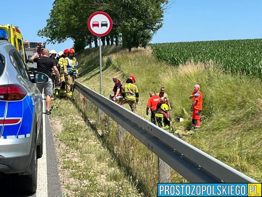 Wypadek śmiertelny motocyklisty w miejscowości Dobroszowice koło Prudnika DW414.(Zdjęcia&Wideo)