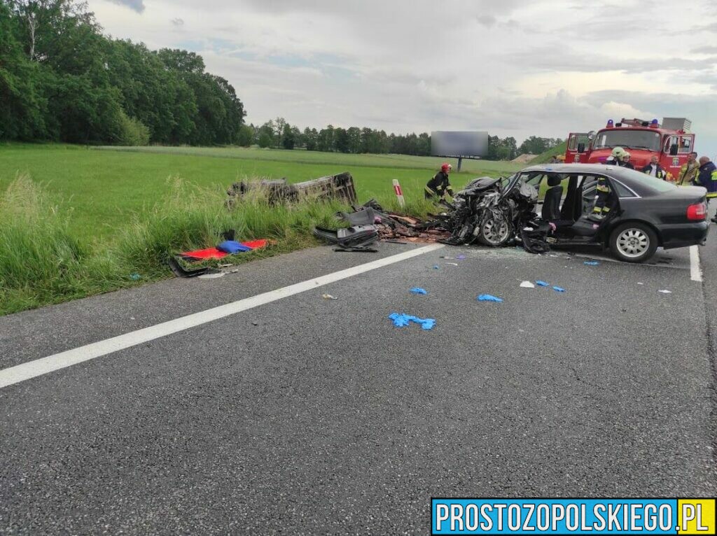 Wypadek na obwodnicy Opola. Zderzenie busa z osobóką.5 osób poszkodowanych.(Zdjęcia)