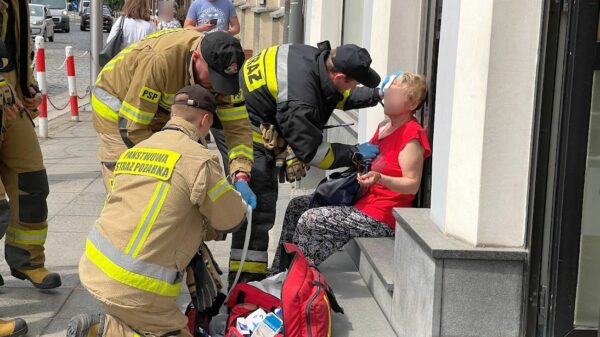We właściwym miejscu i właściwym czasie. Strażacy udzielili pomocy kobiecie, która...(Wideo)