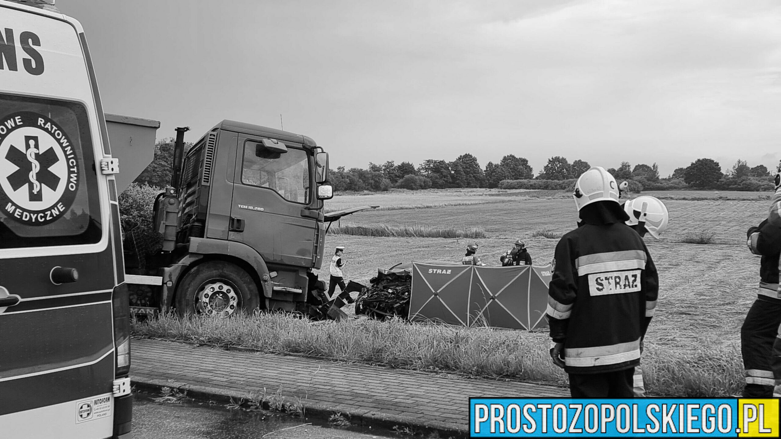 Wypadek śmiertelny na drodze między Większycami a Koźlem.(Zdjęcia)