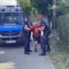 Interwencja policjantów na Zaodrzu w Opolu. Dwóch mężczyzn zostało skutych w kajdanki i zabranych na komendę policji.(Zdjęcia)