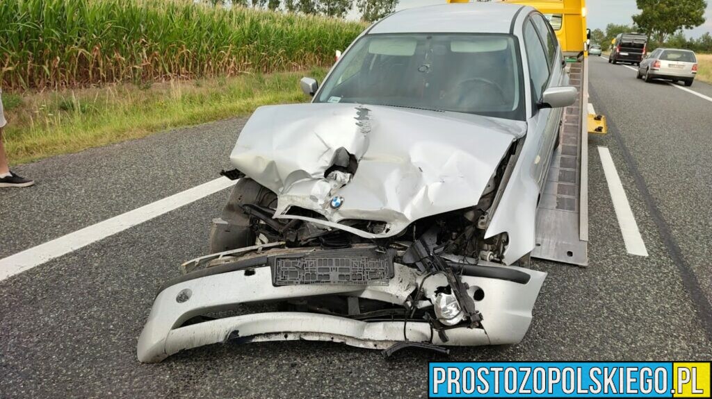 Wypadek na Dk45 w Dąbrowie na trasie Opole-Nysa. Doszło tam do zderzenie dwóch ciężarówek i bmw.(Zdjęcia)