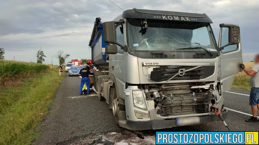 Wypadek na Dk45 w Dąbrowie na trasie Opole-Nysa. Doszło tam do zderzenie dwóch ciężarówek i bmw.(Zdjęcia)