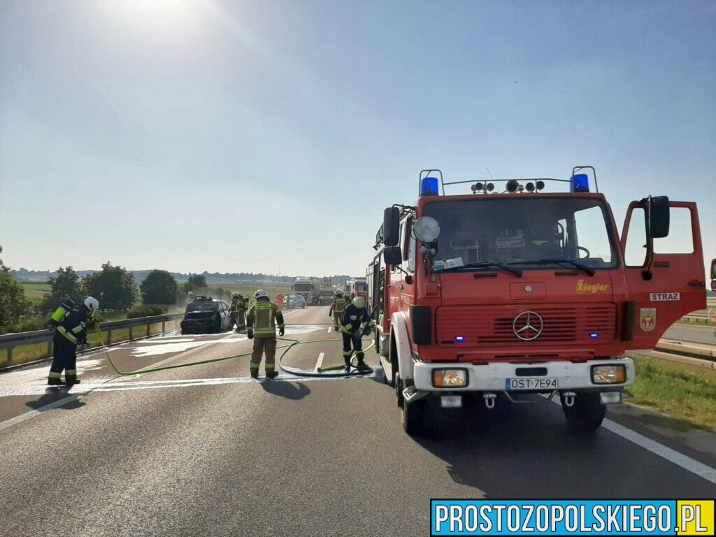 Pożar samochodu na opolskim odcinku autostrady A4.(Zdjęcia)