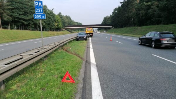 Wypadek na autostradzie A4.Jedna osoba poszkodowana.(Zdjęcia)