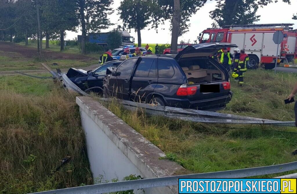 Zderzenie dwóch bmw na obwodnicy Białej. Dwie osoby zostały poszkodowane. Na miejscu lądował LPR.(Zdjęcia)