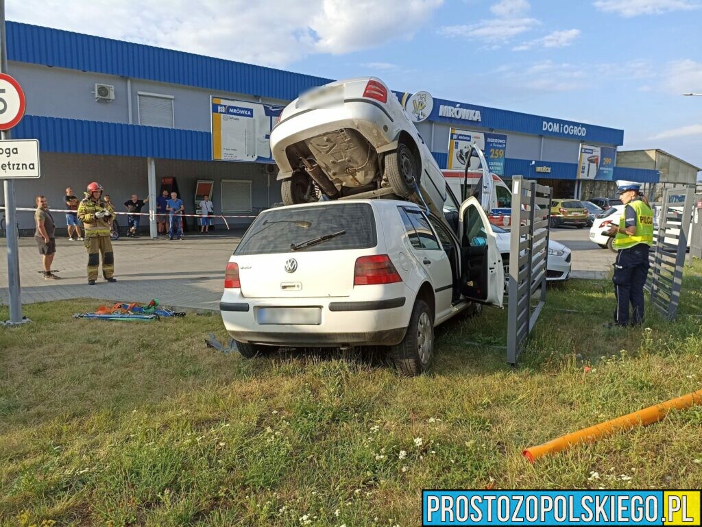 To nie Ameryka, to są Zdzieszowice koło Opola. Jedna osoba poszkodowana w niecodziennym wypadku.(Zdjęcia &Wideo)