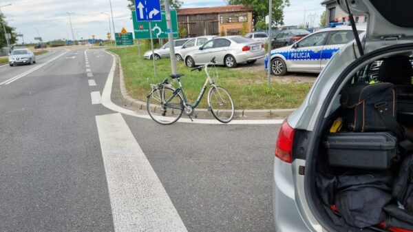 W Ligocie Dolnej koło Kluczborka kierująca rowerem wjechała w matiza.42-latka miała ponad 2 promile.