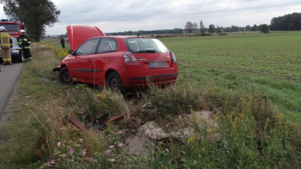 Wypadek drogowego w okolicy Wichrowa powiat oleski.40-latek miał w organizmie prawie 1,5 promila alkoholu.