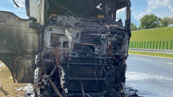 Pożar ciężarówki na opolskim odcinku autostrady A4.(Zdjęcia)