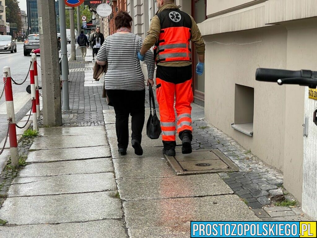 Dwie dziewczyny na hulajnodze elektrycznej potrąciły w Opolu starszą panią.(Zdjęcia&Wideo)