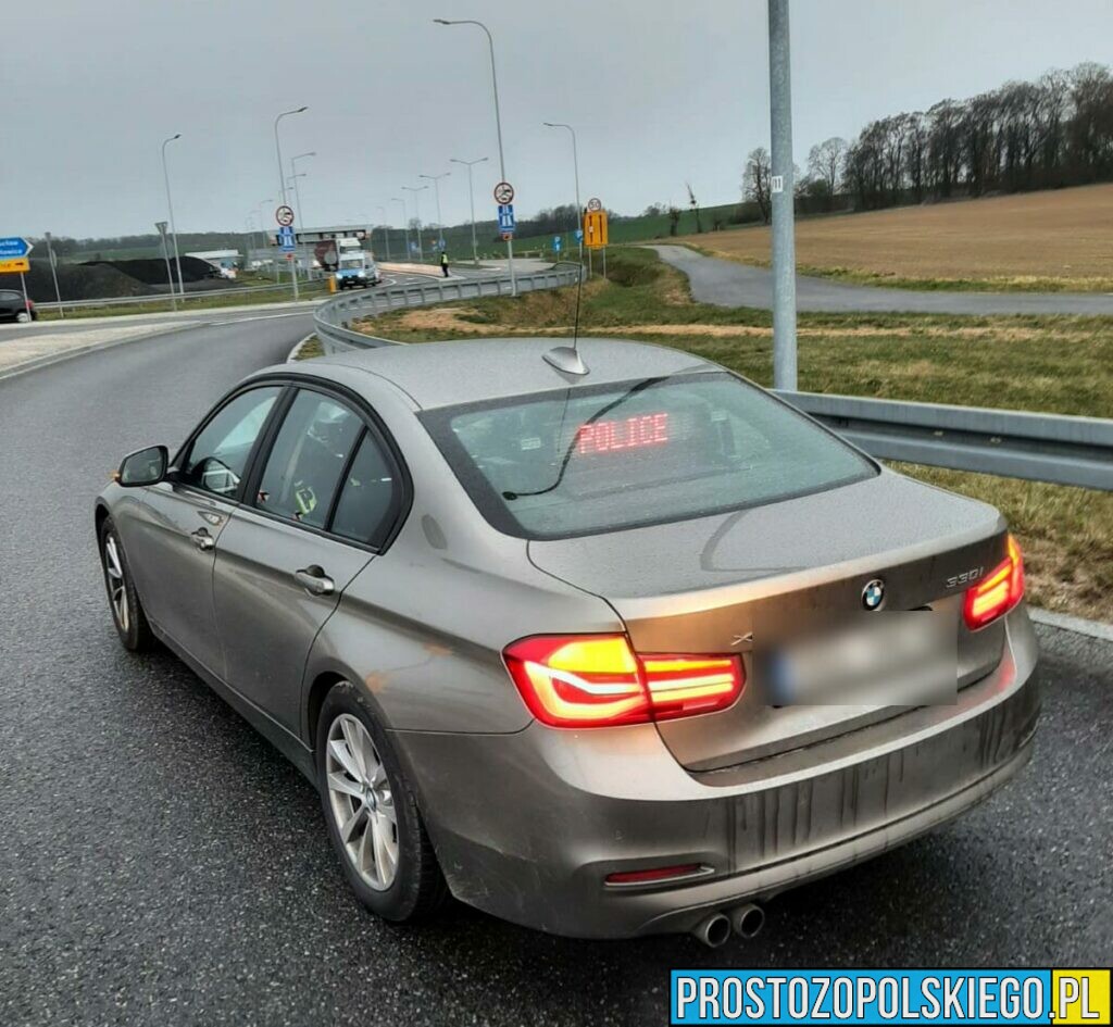 Policjanci z grupy "SPEED" zatrzymali 23-latka ,który pędził w obszarze zabudowanym z prędkością 122 km/h.