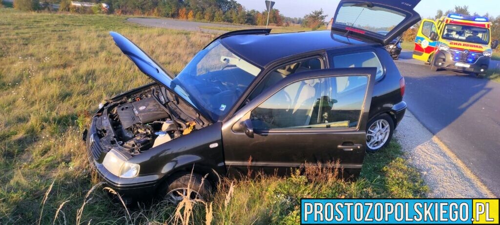 Zderzenie trzech samochodów w miejscowości Jaśkowice. Jedna osoba zastała poszkodowana (Zdjęcia)
