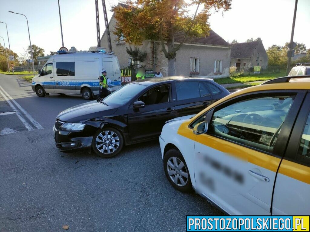 Zderzenie taksówki z osobówką na skrzyżowaniu w Opolu.(Zdjęcia)