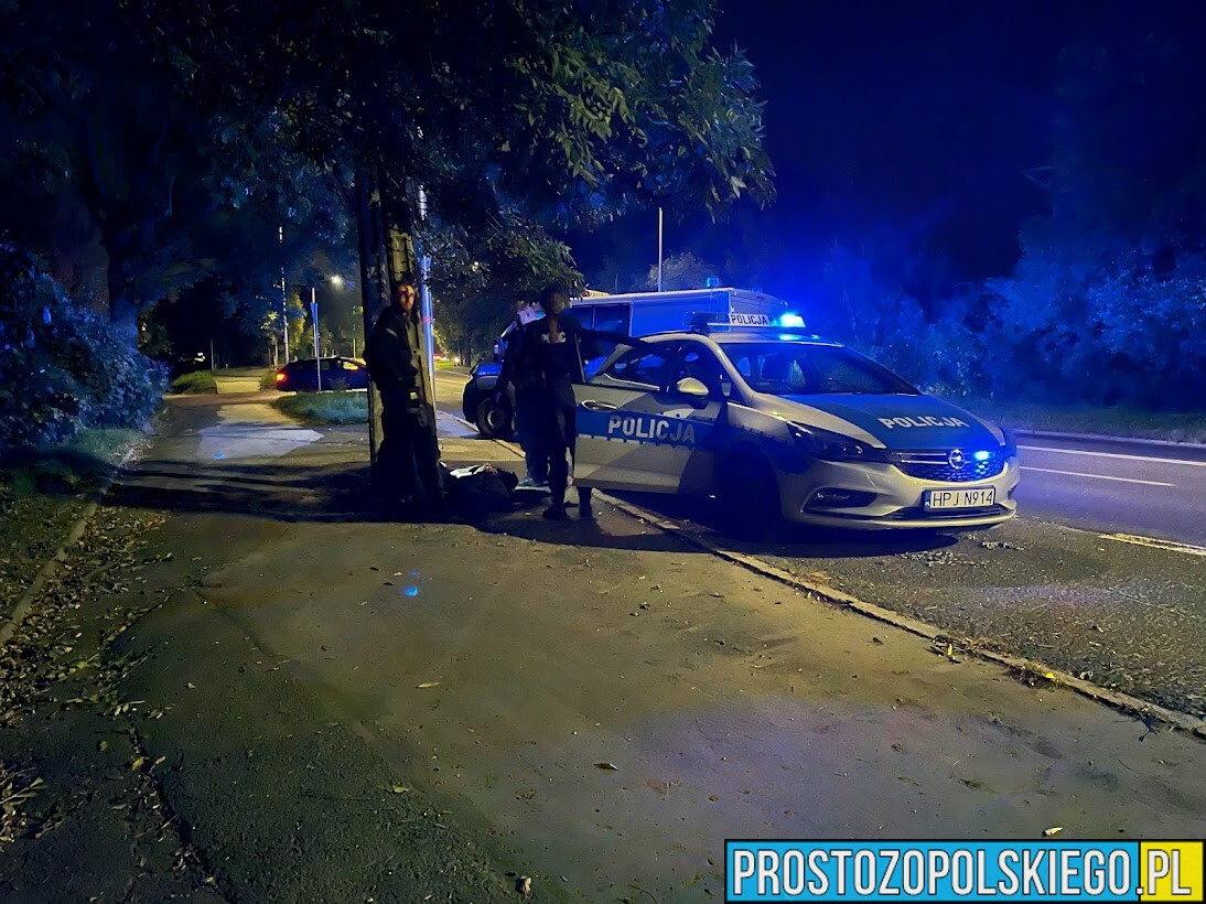 Zatrzymanie w centrum Namysłowa.33-latek miał przy sobie amfetaminę a pasażer był poszukiwany przez prokuraturę.(Zdjęcia)