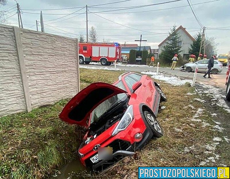 Zderzenie dwóch samochodów w miejscowości Gościejowice koło Niemodlina.