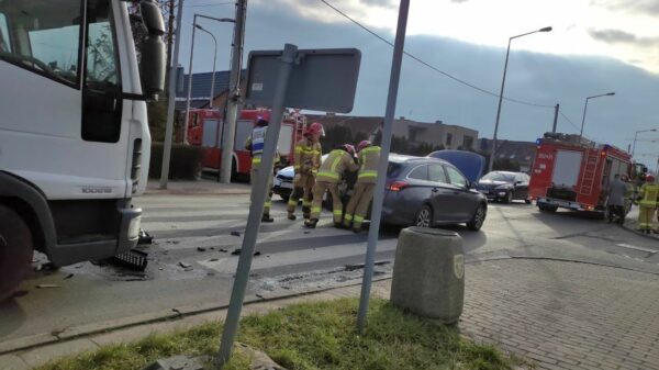 Wypadek na ul.Prószkowskiej w Opolu.(Wideo)