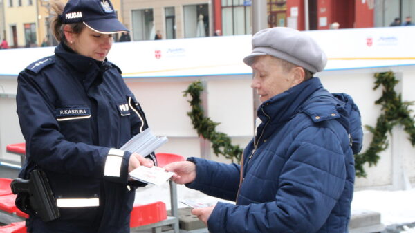 Dzień Babci i Dziadka tuż, tuż. Zadbajmy o ich bezpieczeństwo.